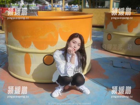 Jang Joo(장주)纯白摄影集：精选cos，白得发光，这真的是现实吗？